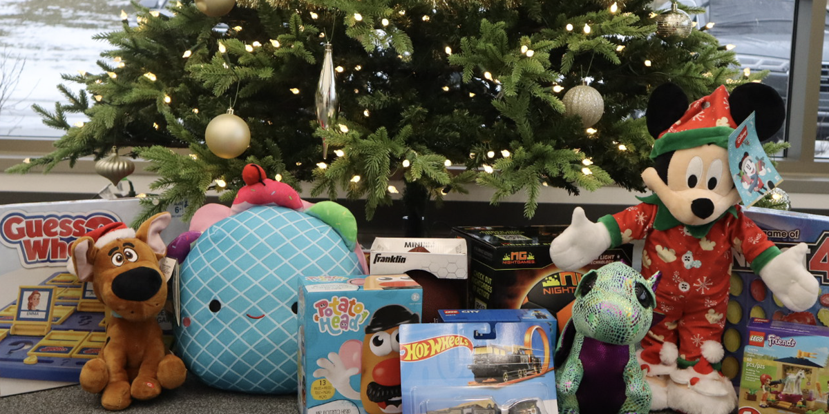 MedSource Labs Donates to Toys for Tots